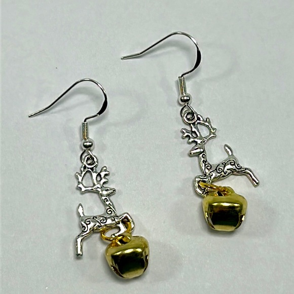 Handmade Sterling Silver Reindeer Earrings! - Picture 4 of 7